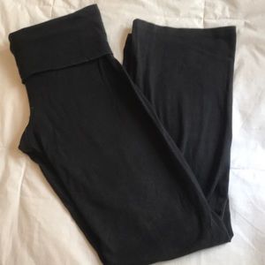 GAPbody essential sport yoga pants